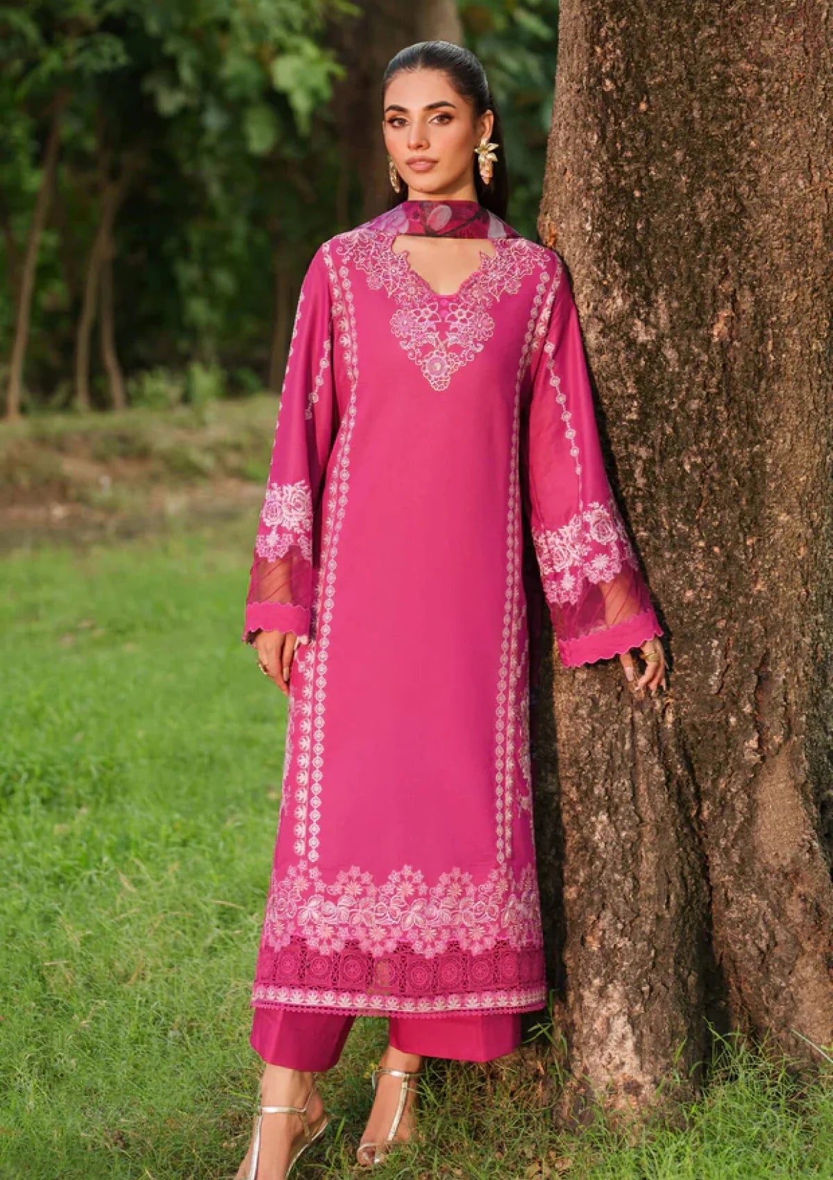 LUXURY PREMIUM EMB 3PC LAWN COLLECTION 2026