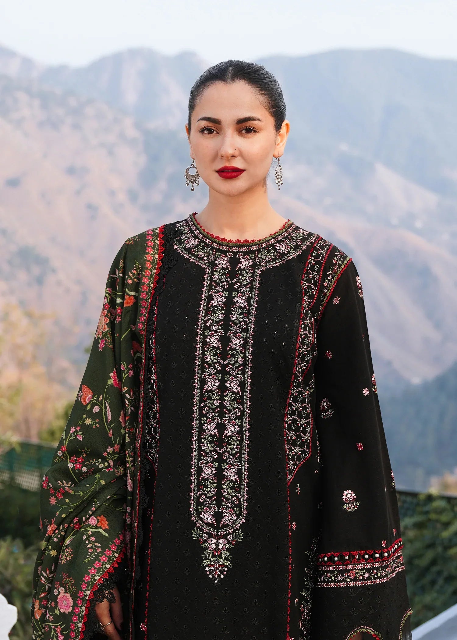 Lawn-3PC Embroidered with Digital Printed Jacquard Dupatta-5132